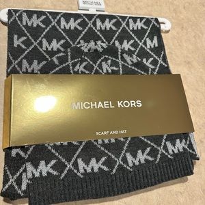 Michael Kors scarf and hat new